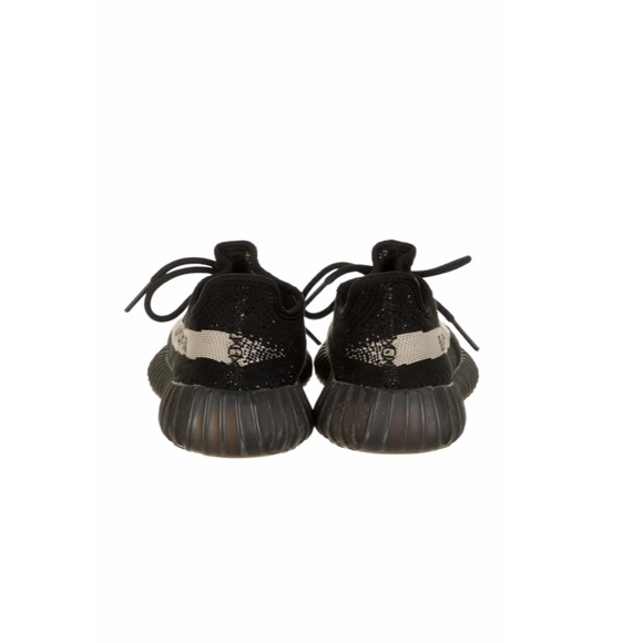 Yeezy x adidas Boost 350 V2 (Core Black White) mens size 7/ women’s size 8.5 - Picture 4 of 4
